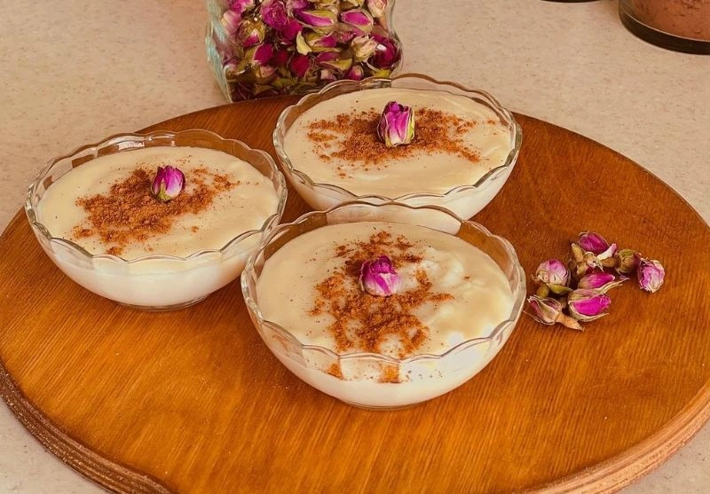 طرز تهیه فرنی چهار مغز برای نوزاد